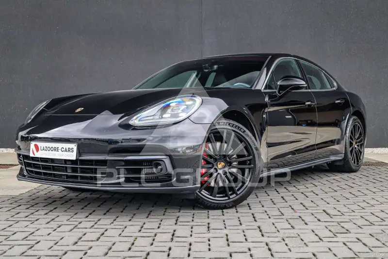 2016 Porsche Panamera