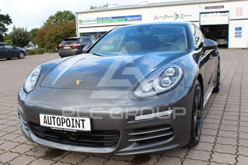 2016 Porsche Panamera