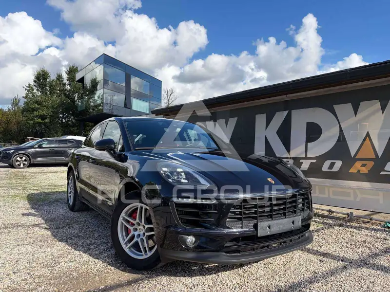 2016 Porsche MACAN