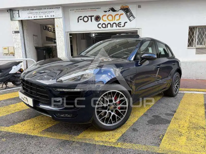 2016 Porsche MACAN