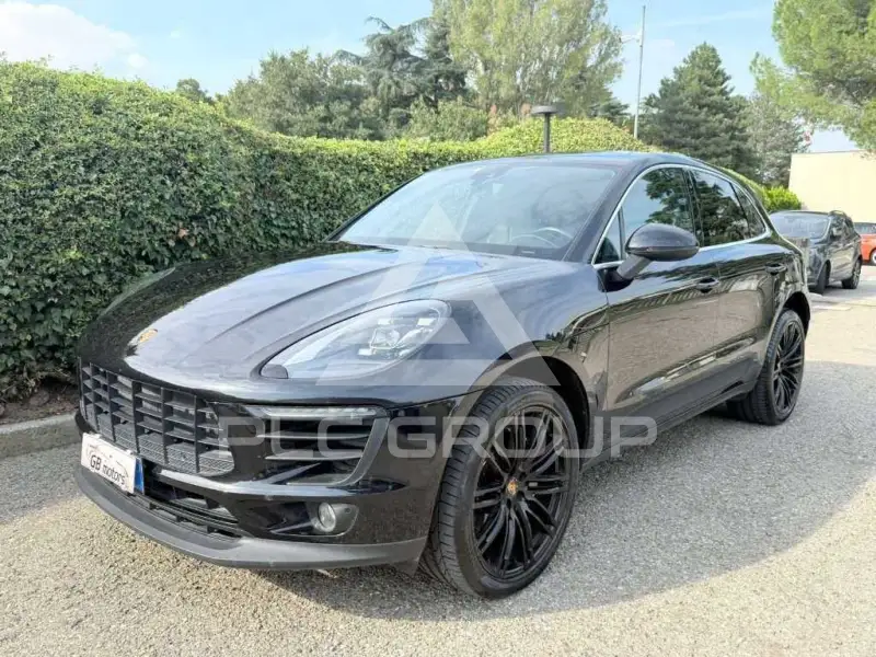 2016 Porsche MACAN