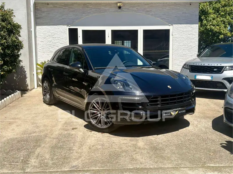 2016 Porsche MACAN
