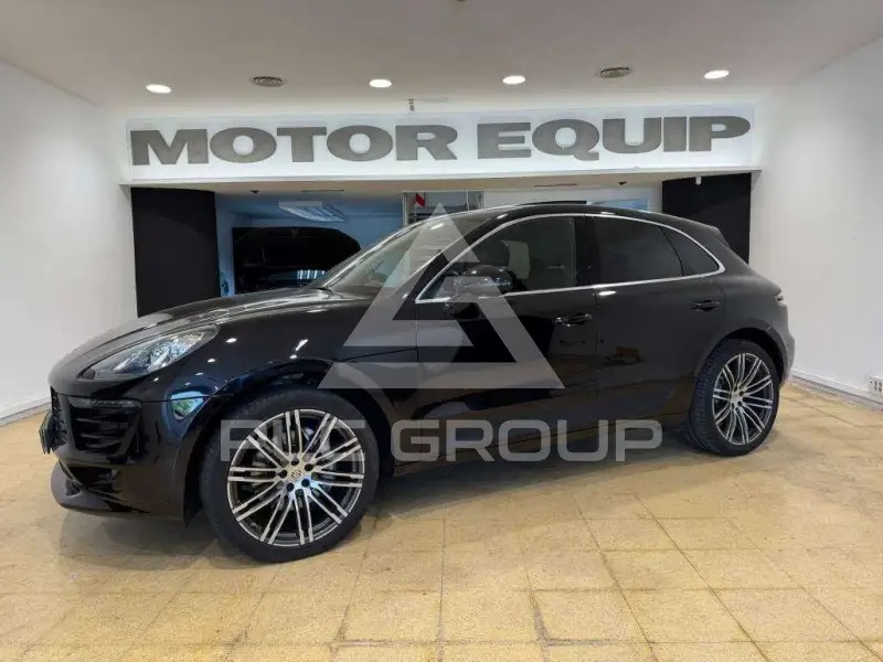 2016 Porsche MACAN