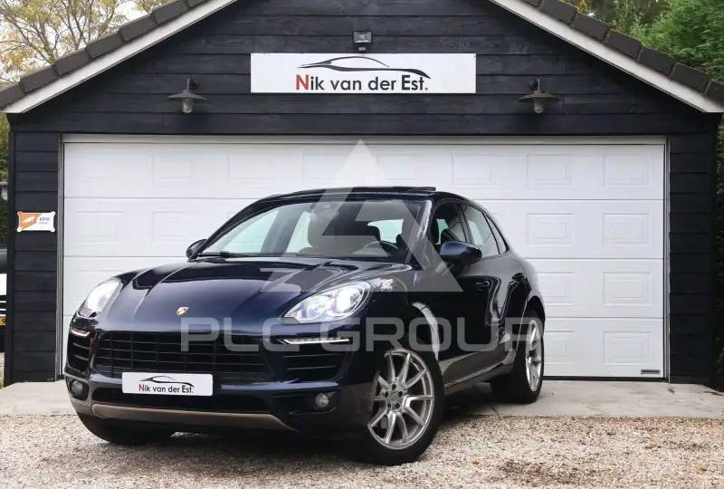 2016 Porsche MACAN