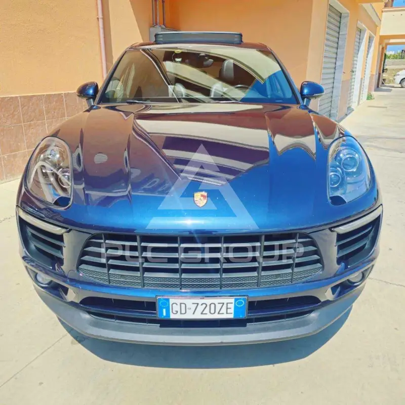 2016 Porsche MACAN