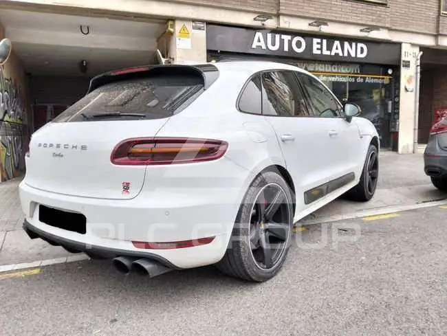 2016 Porsche MACAN