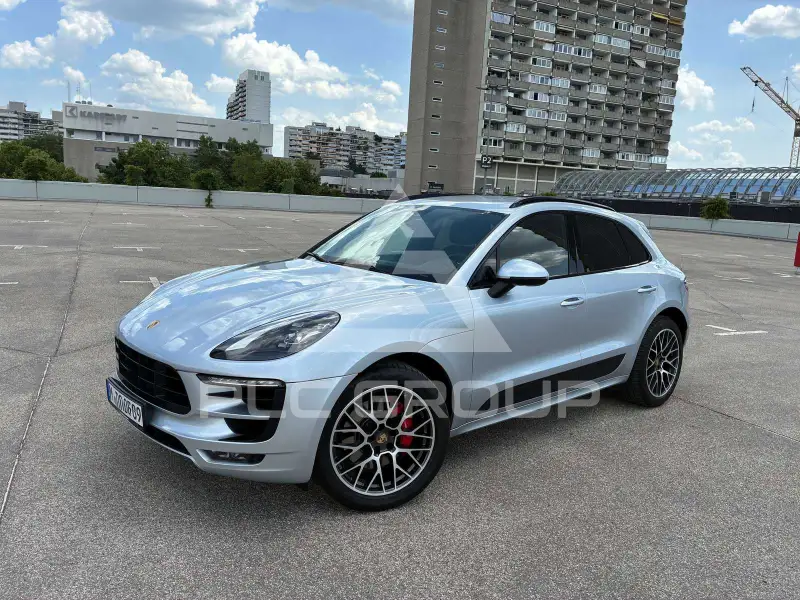 2016 Porsche MACAN