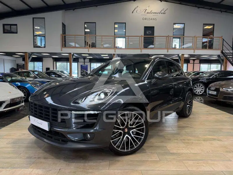 2016 Porsche MACAN