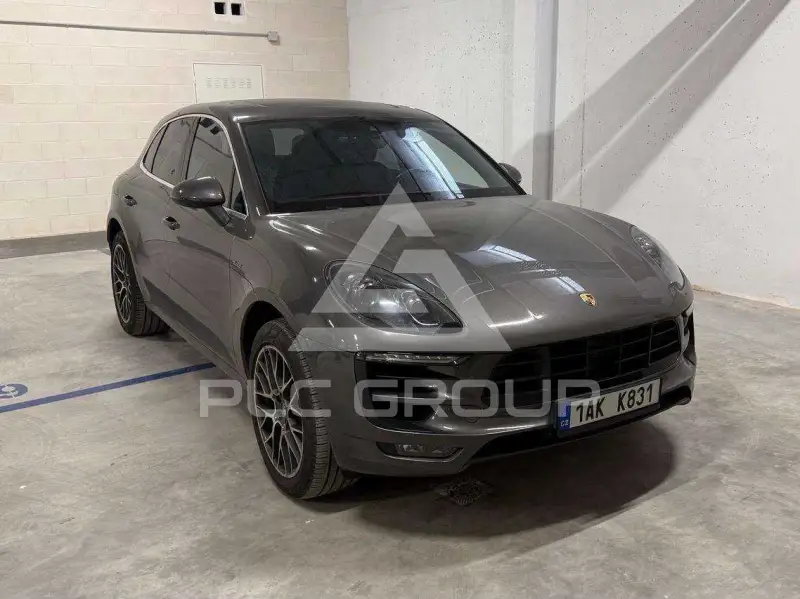 2016 Porsche MACAN
