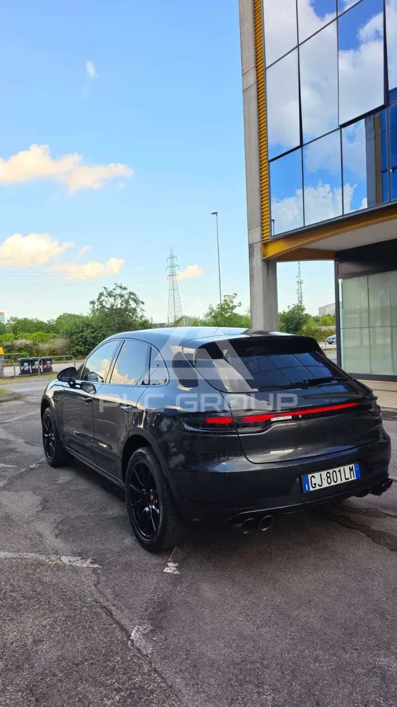 2016 Porsche MACAN