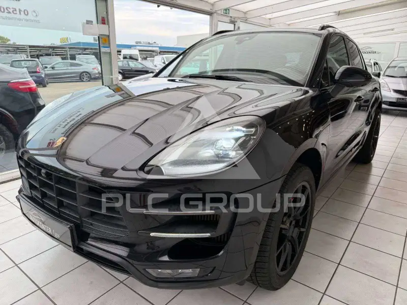 2016 Porsche MACAN