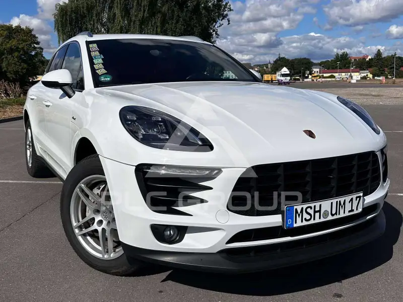 2016 Porsche MACAN
