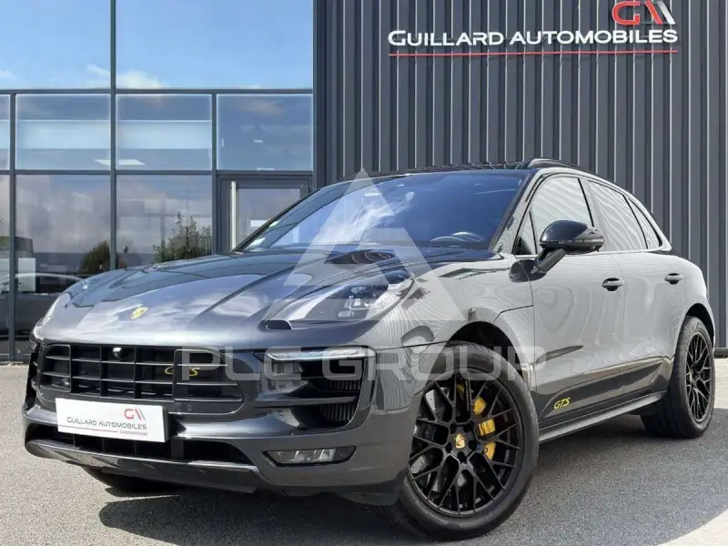 2016 Porsche MACAN