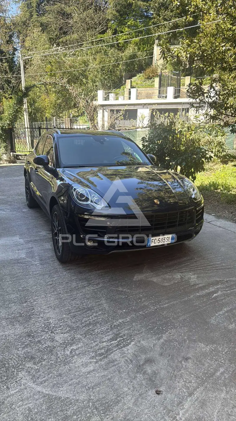 2016 Porsche MACAN