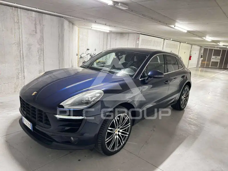 2016 Porsche MACAN