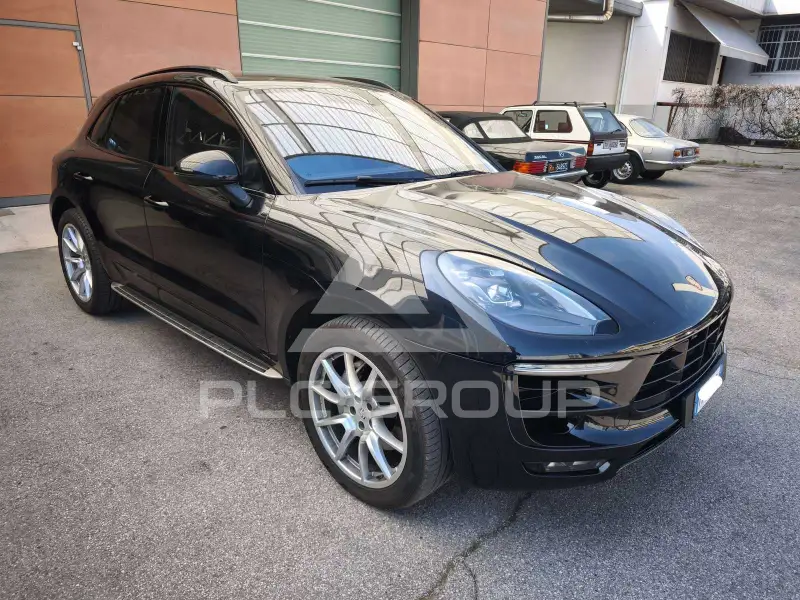 2016 Porsche MACAN