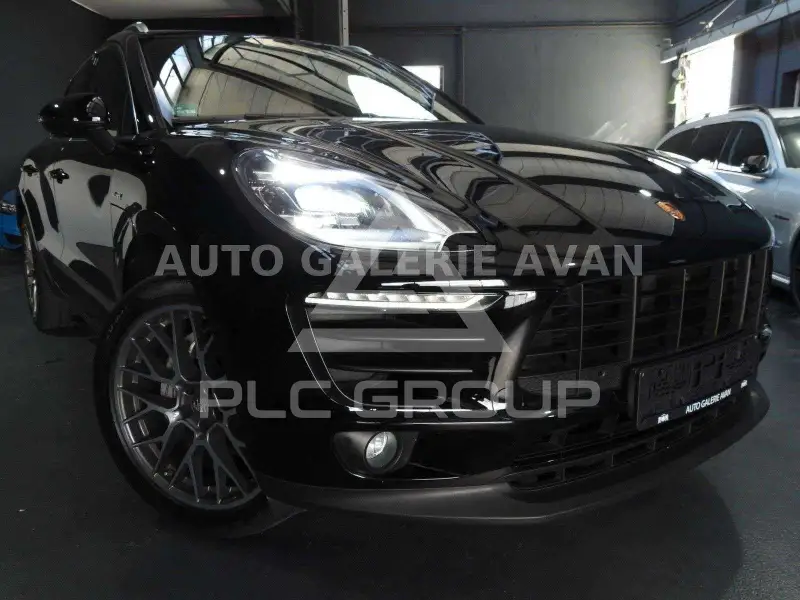 2016 Porsche MACAN