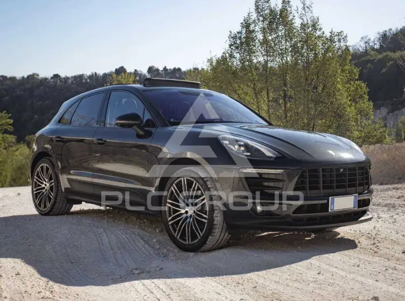 2016 Porsche MACAN
