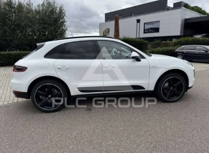 2016 Porsche MACAN