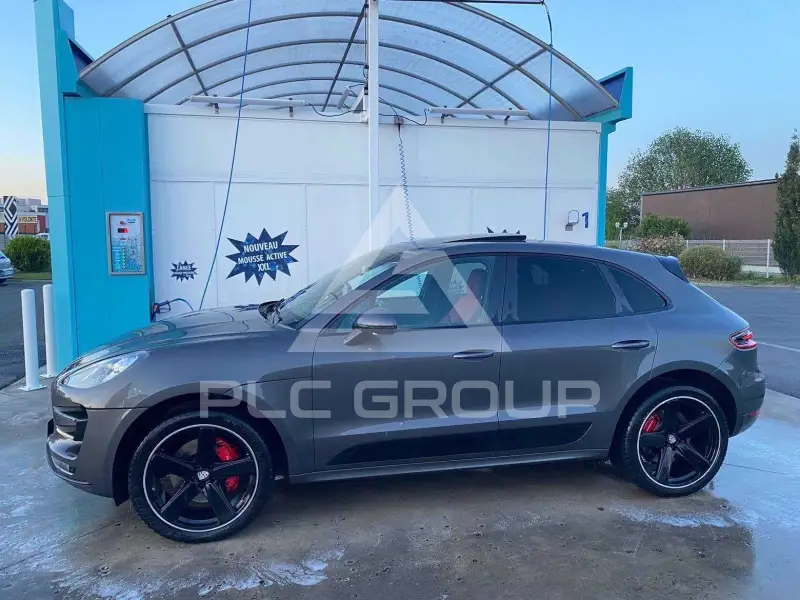2016 Porsche MACAN