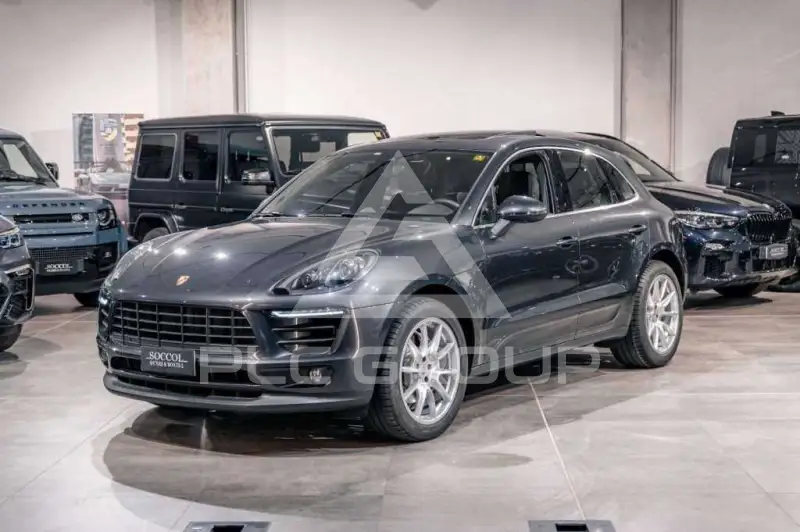 2016 Porsche MACAN