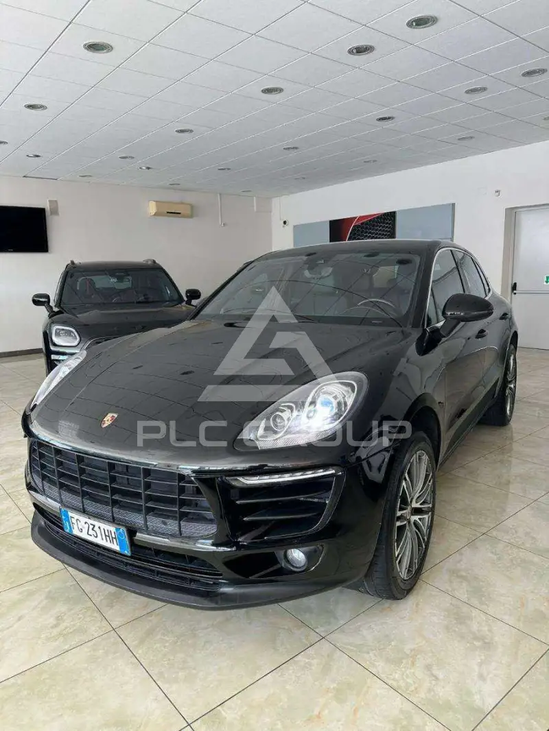 2016 Porsche MACAN