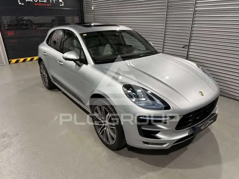 2016 Porsche MACAN