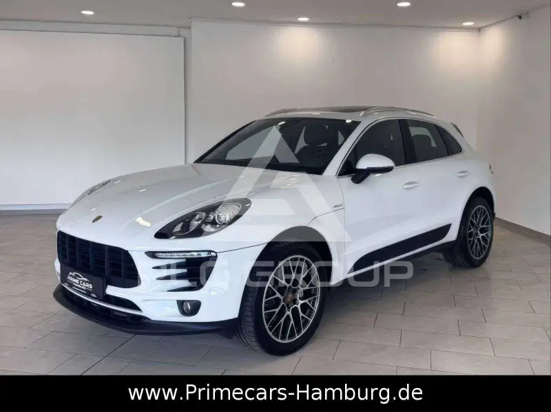 2016 Porsche MACAN