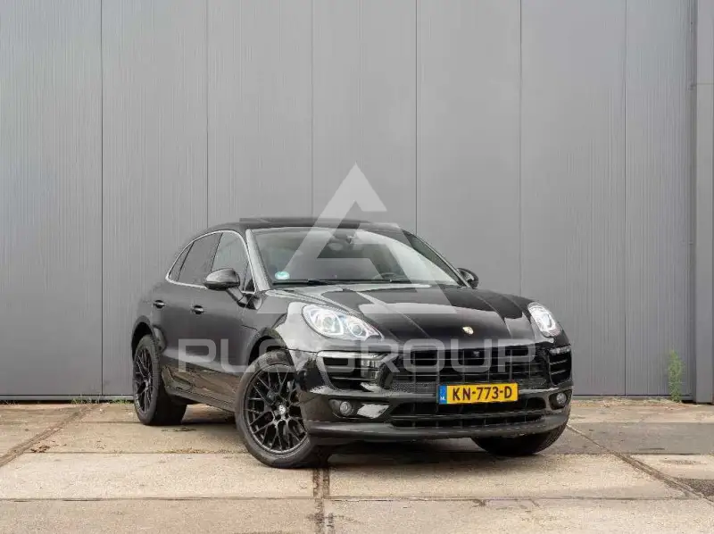 2016 Porsche MACAN