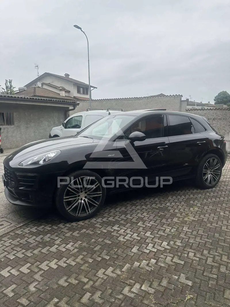 2016 Porsche MACAN