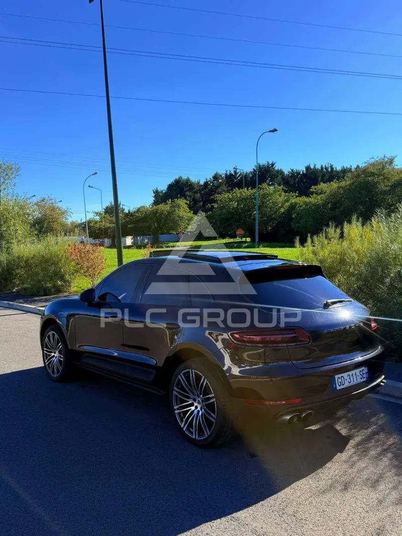 2016 Porsche MACAN