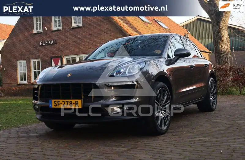 2016 Porsche MACAN