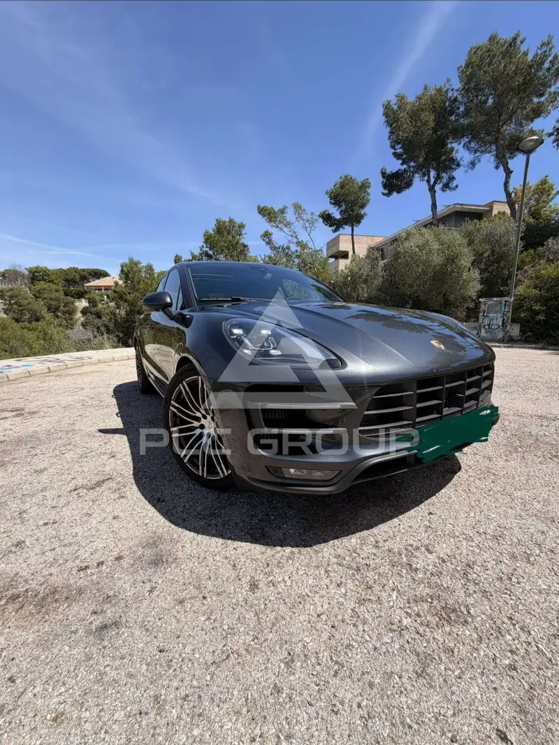 2016 Porsche MACAN
