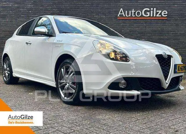 2016 Alfa Romeo Giulia