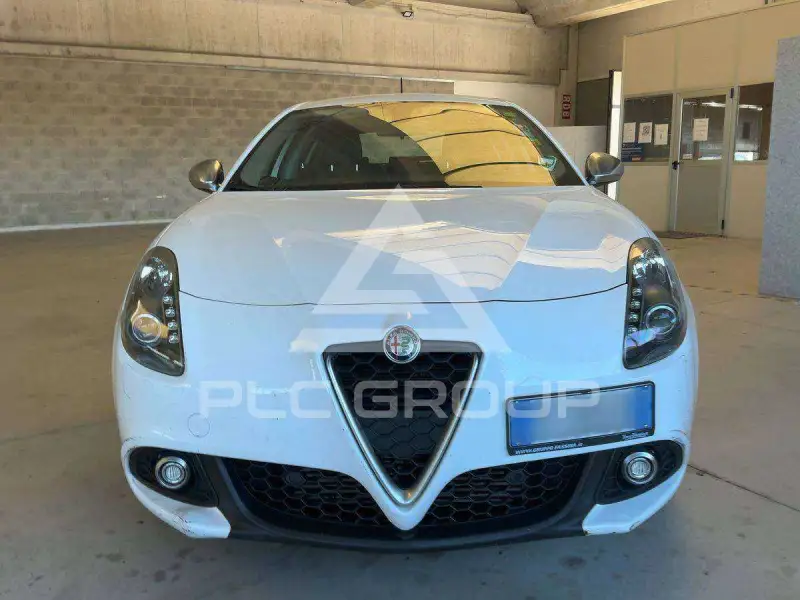 2016 Alfa Romeo Giulia