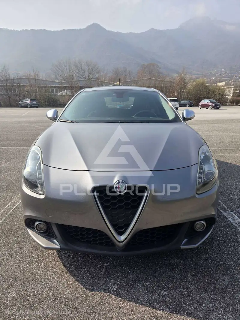 2016 Alfa Romeo Giulia