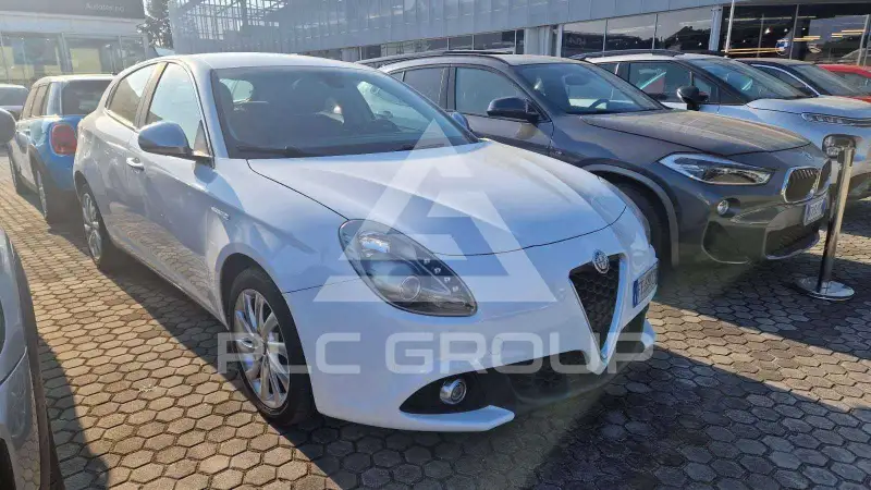 2016 Alfa Romeo Giulia