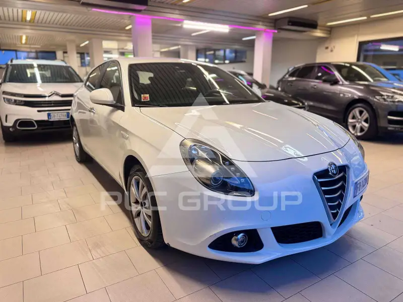 2016 Alfa Romeo Giulia