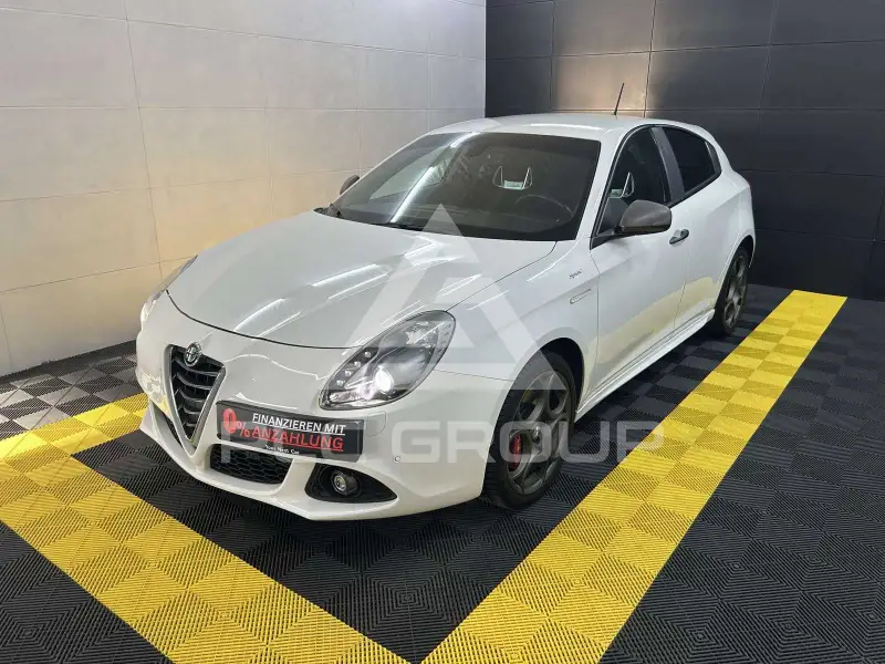 2016 Alfa Romeo Giulia