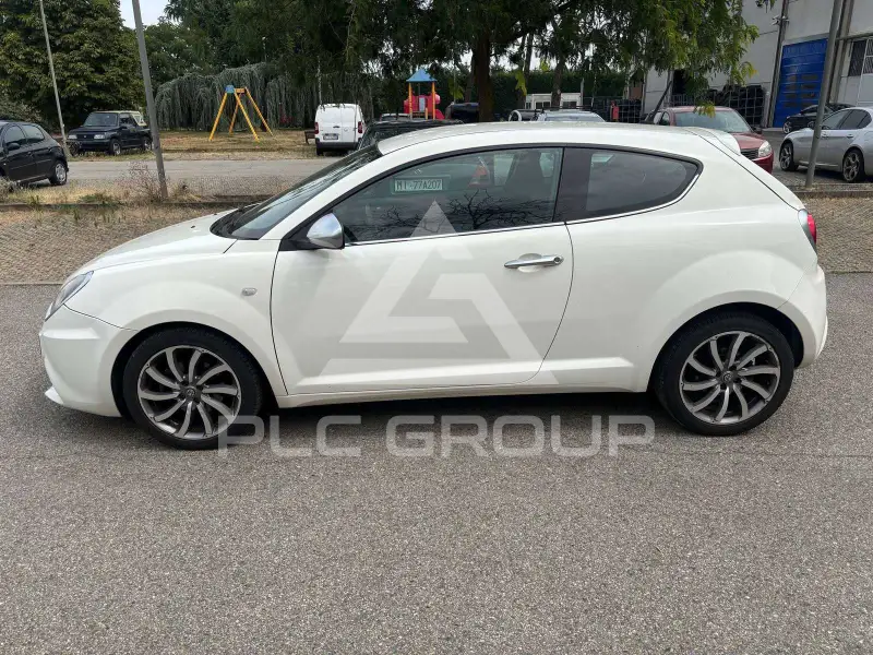 2016 Alfa Romeo Mito