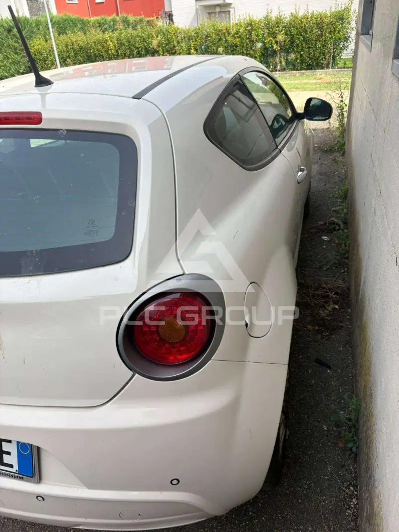 2016 Alfa Romeo Mito