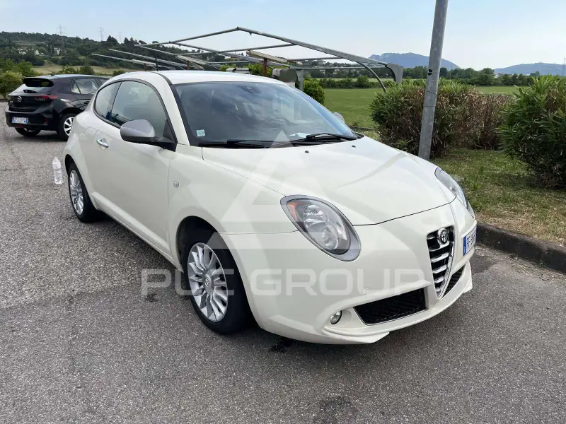 2016 Alfa Romeo Mito