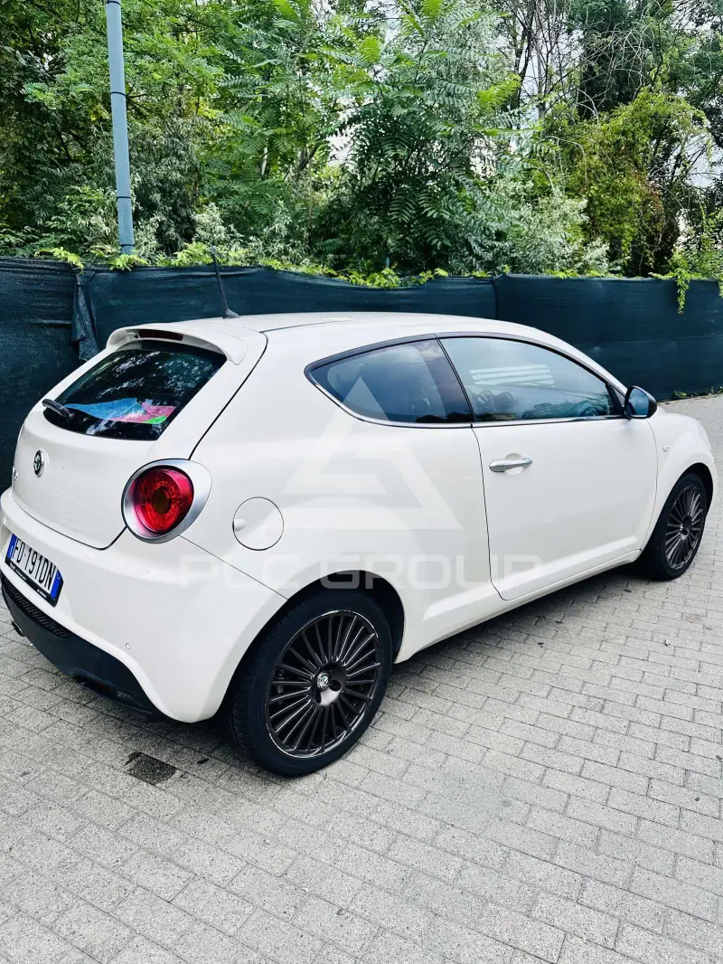 2016 Alfa Romeo Mito