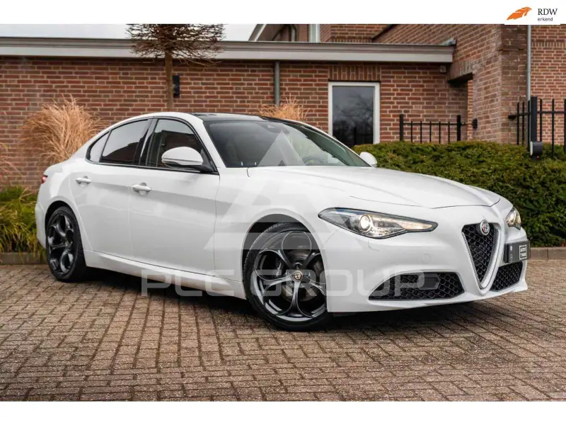 2016 Alfa Romeo Giulia