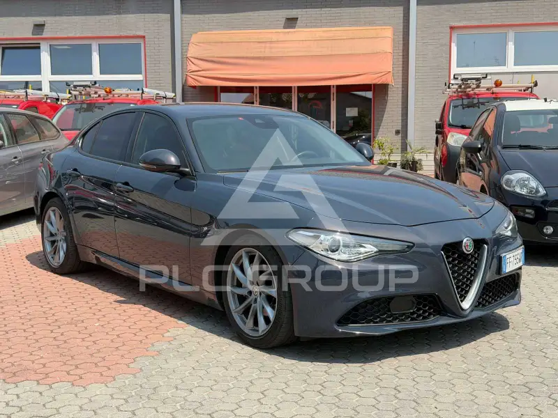2016 Alfa Romeo Giulia