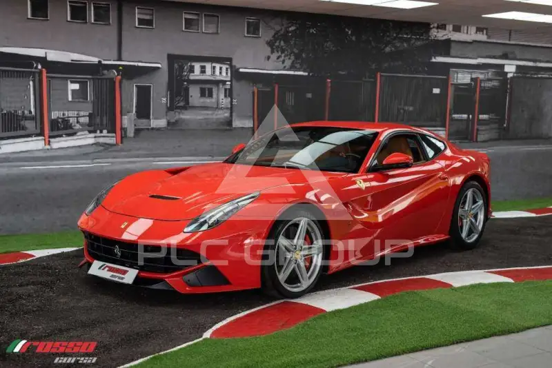 2016 Ferrari F12