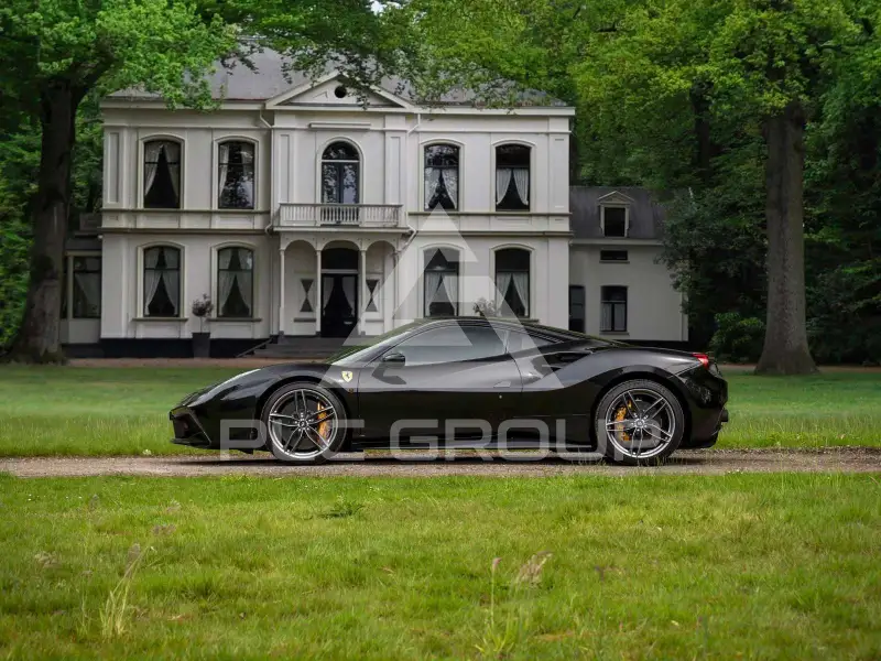 2016 Ferrari 488