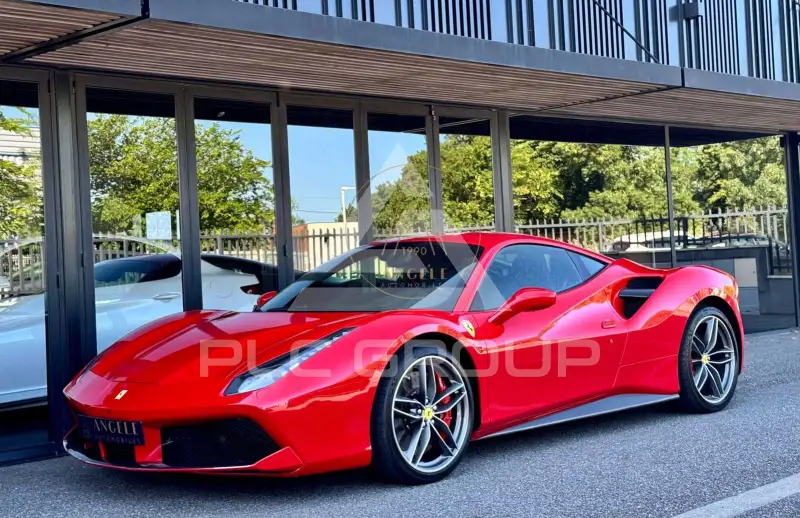 2016 Ferrari 488