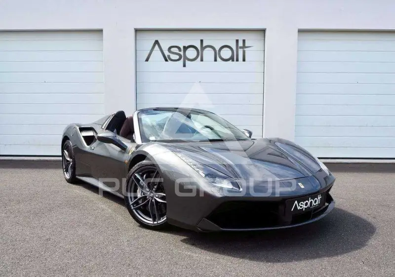 2016 Ferrari 488