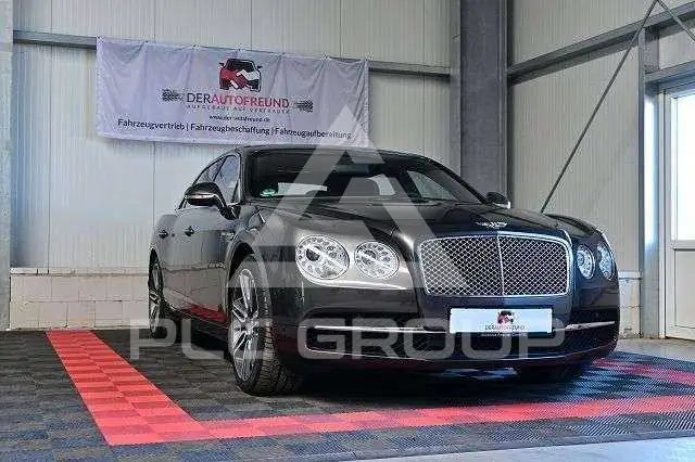 2016 Bentley Flying